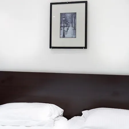 Mimosa Hotel Paris