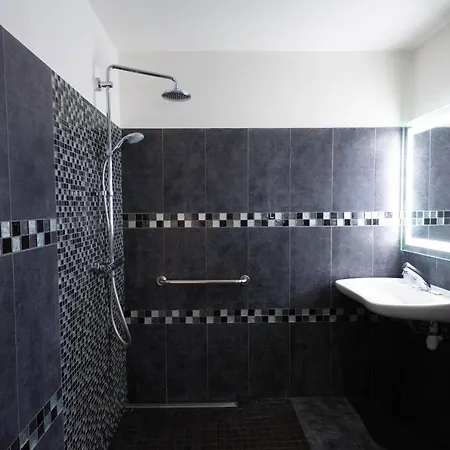 Mimosa Hotell