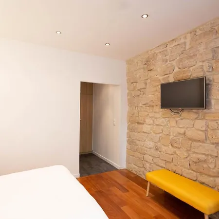 Mimosa Hotel Paris