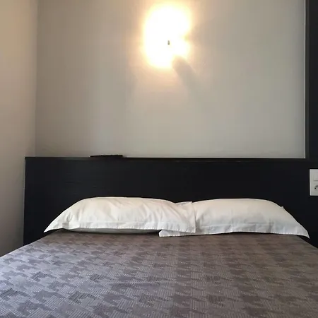 Mimosa Hotel