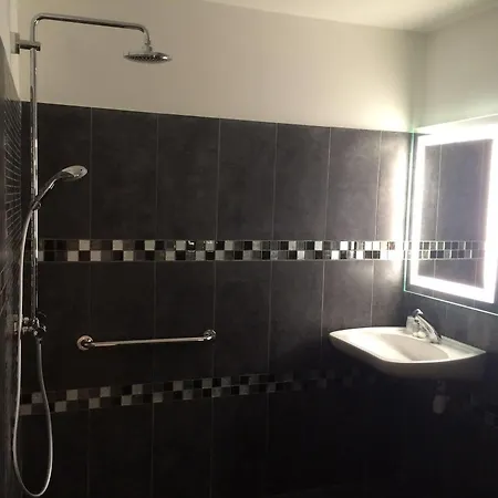 Mimosa Hotell Paris