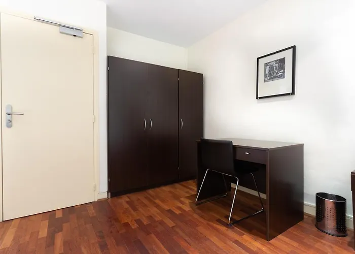 Mimosa Hotel *